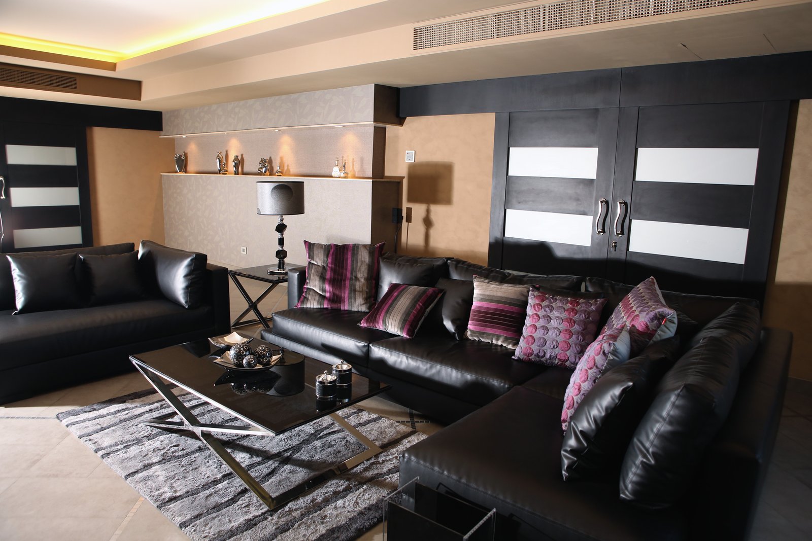 PALM HILLS RESIDENCE