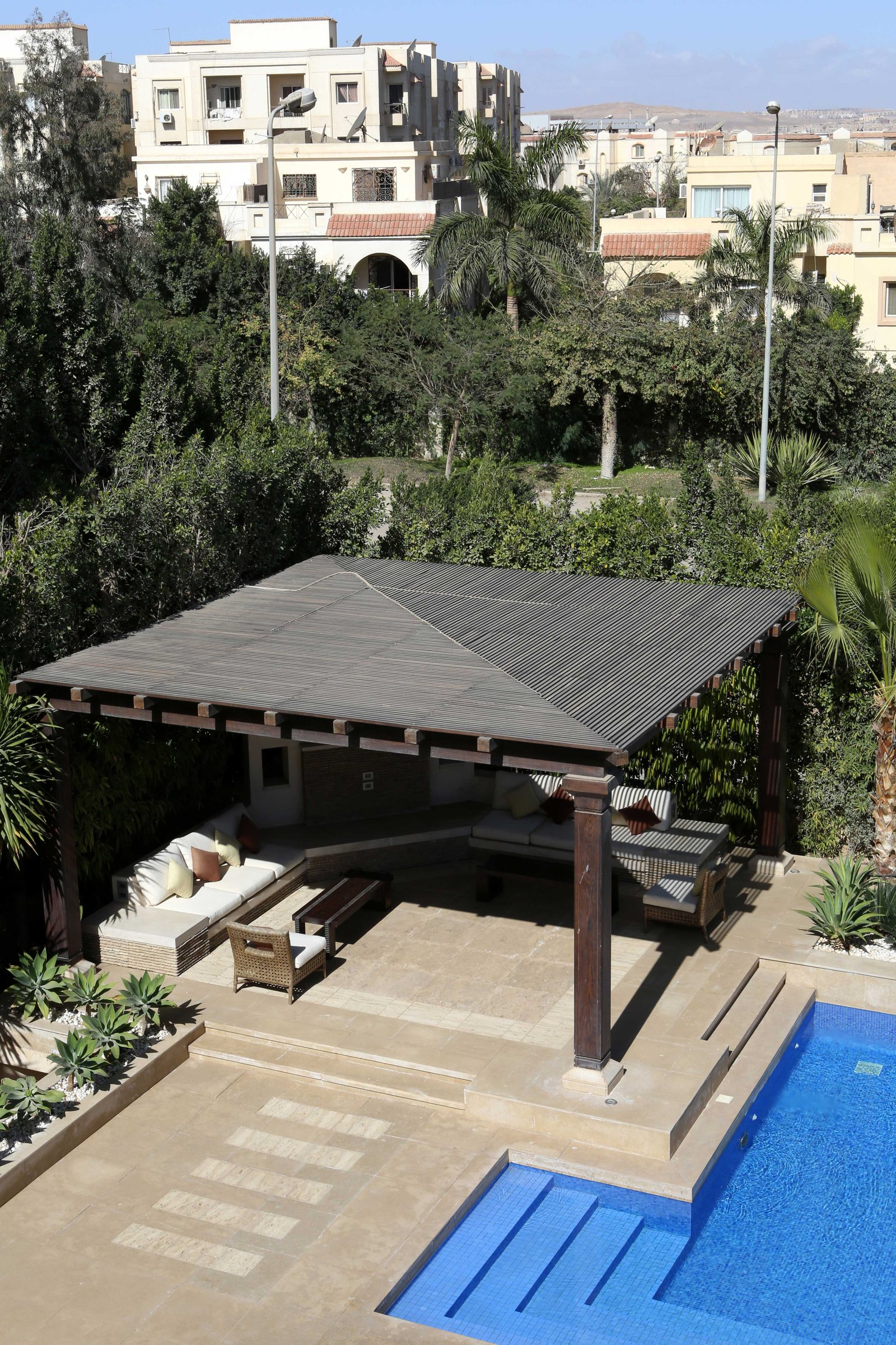 PALM HILLS RESIDENCE